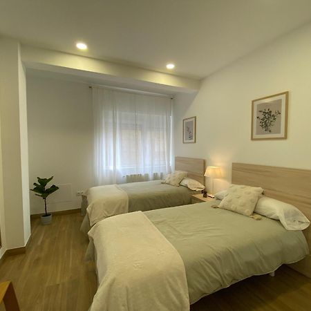 Apartamento Recien Reformado Zona Estaciones Apartman Santender Kültér fotó